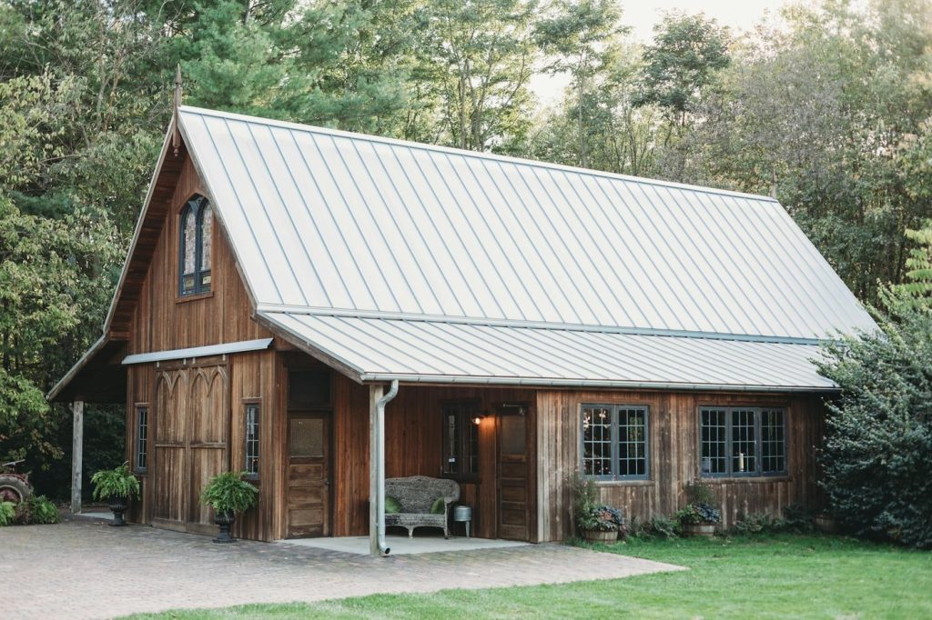 barn